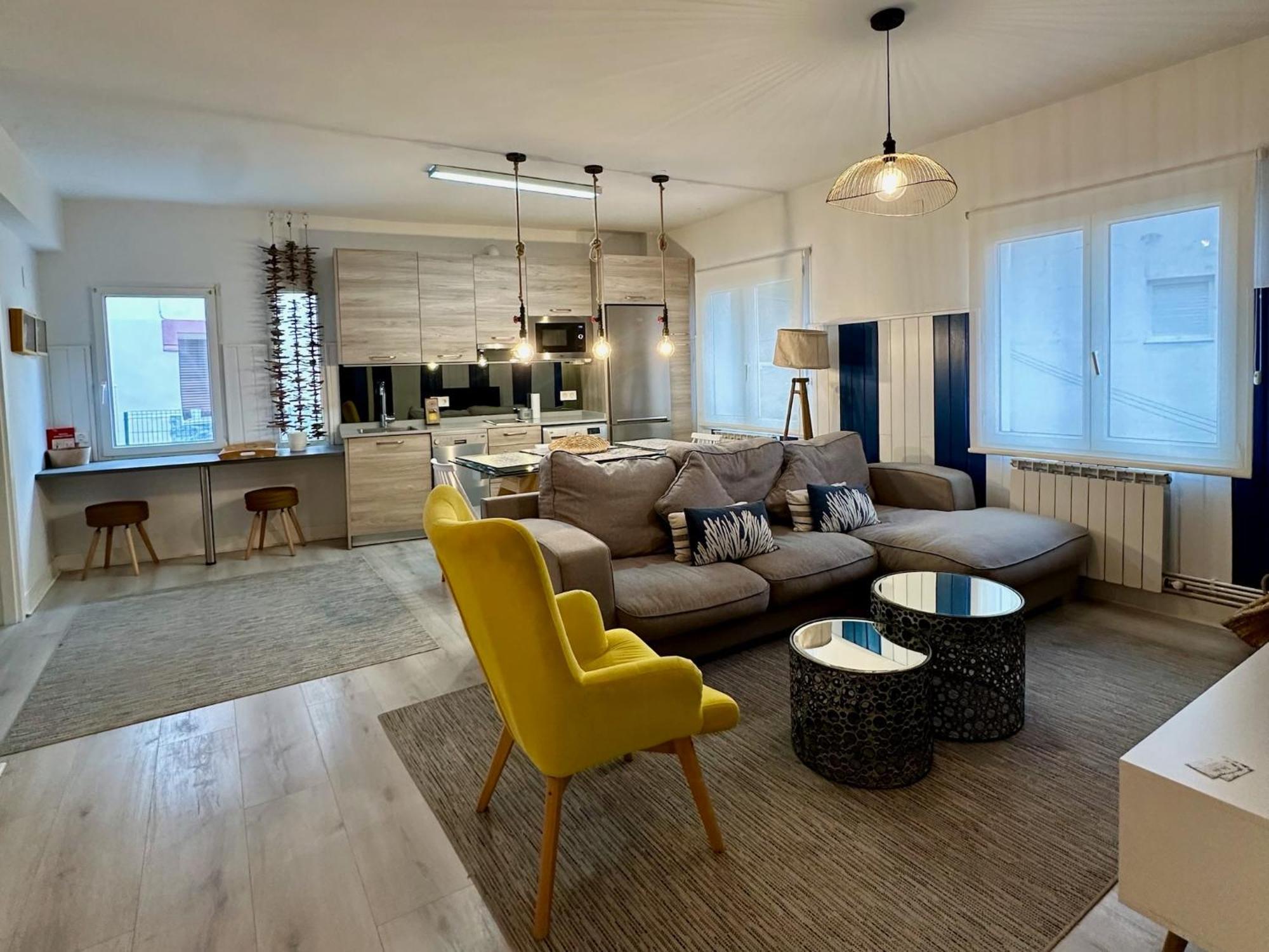 Elan Apartment Еланчове Екстериор снимка